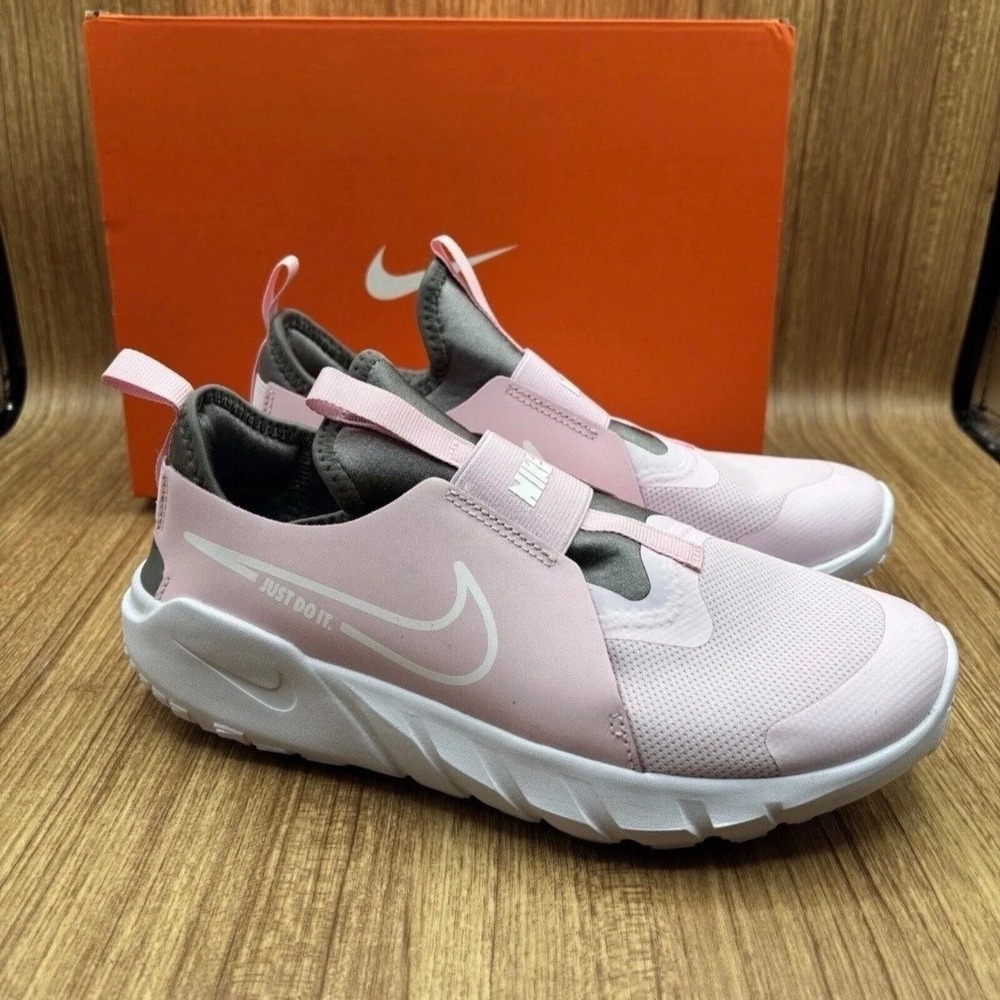 Nike Flex Runner 2 GS Pink Foam White Youth 7Y/Womens 8.5 Slip On Sneakers